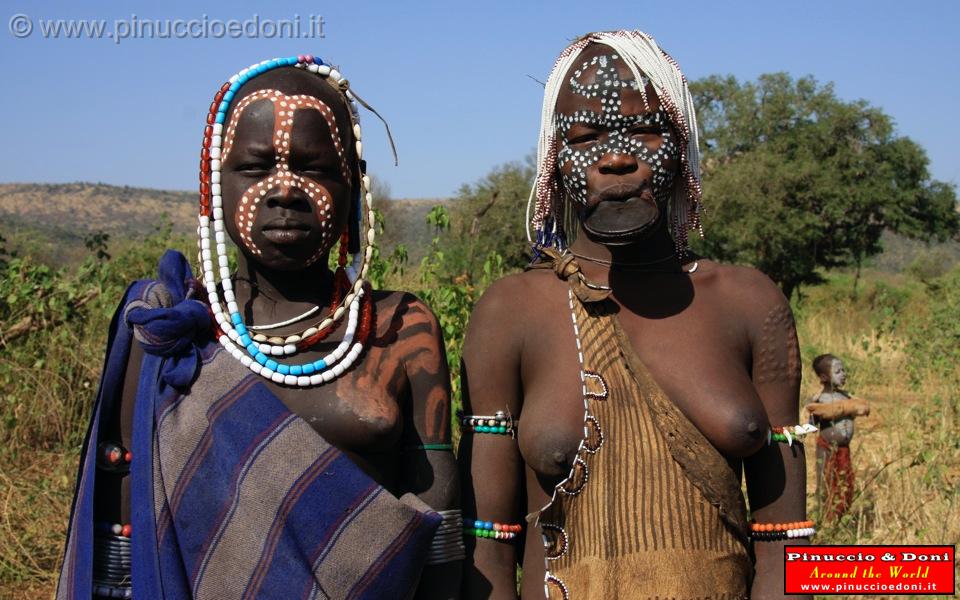 Ethiopia - Tribu etnia Mursi - 07.jpg